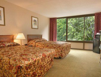 Ramada By Wyndham Triangle/quantico Hotel 2*