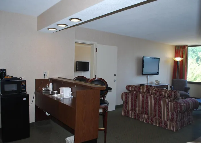 Ramada By Wyndham Triangle/Quantico